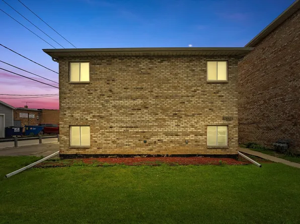 7648 W 62nd St, Summit Argo, IL 60501