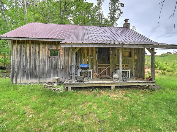 1929/1993 Bulldog Rd, Trade, TN 37691