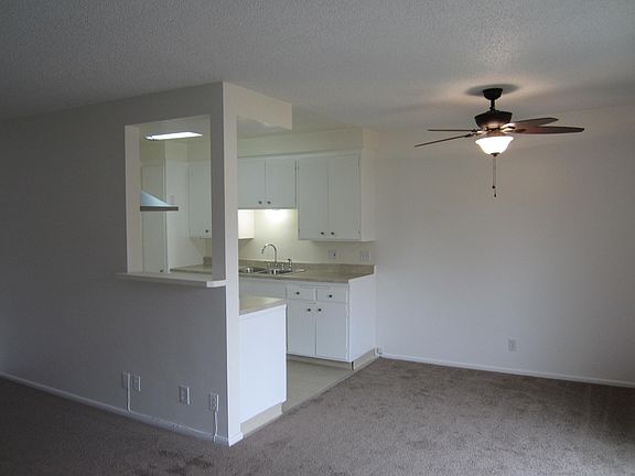 4th image of 227 Oceano Ave #12