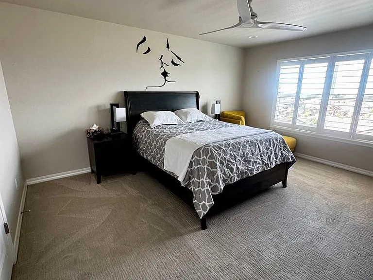 4553 Hanging Lake Cir — Photo 42