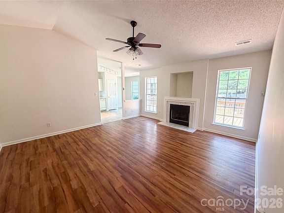 5th image of 6318 Whispering Brook Ct