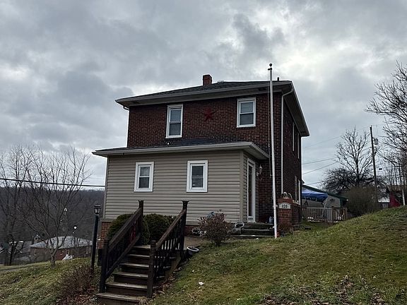 3rd image of 820 John St