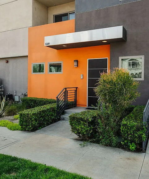 6072 Pickford St — Photo 3