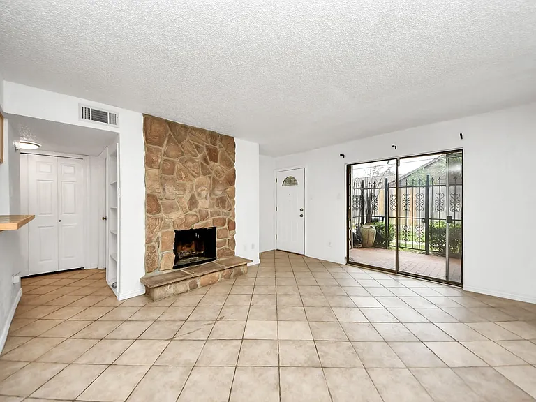 17331 Red Oak Dr #55 — Photo 18
