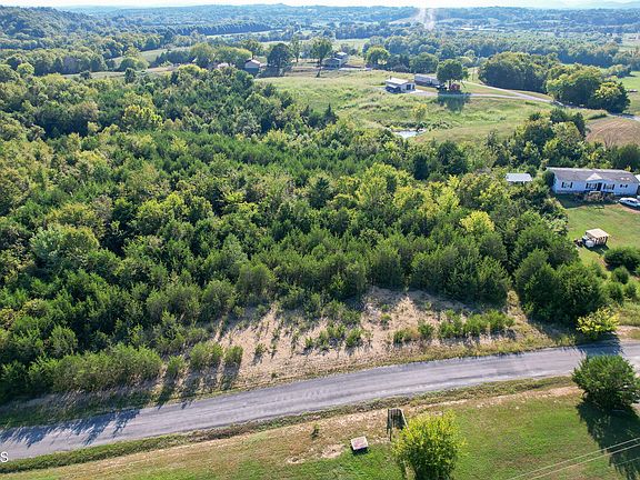 4th image of Ted Weems Rd