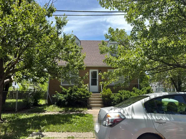 17603 Community St, Lansing, IL 60438