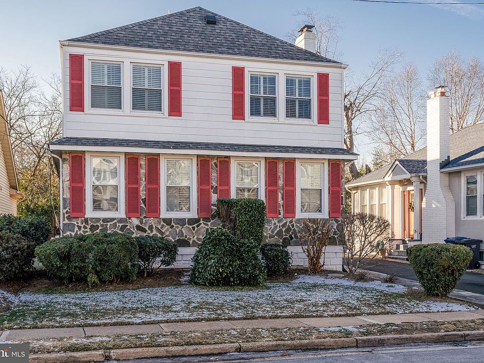 1st image of 307A E Windsor Ave