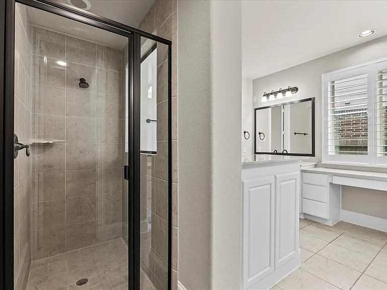 1117 Hancock Springs Ln — Photo 22