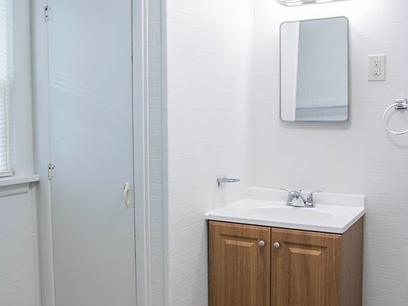 5th image of 803 Garfield Ave #5524B4685