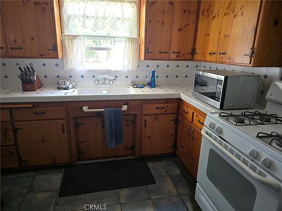 3rd image of 3516 McKinley St
