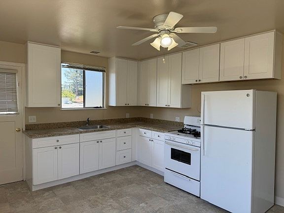 5th image of 3115-3119 Broadway #3117