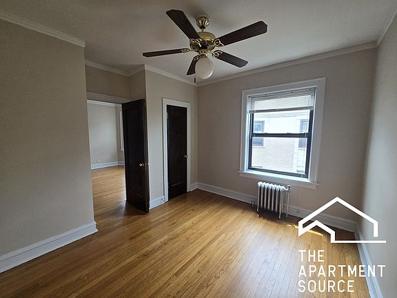 2nd image of 4527 N Paulina St APT 3B