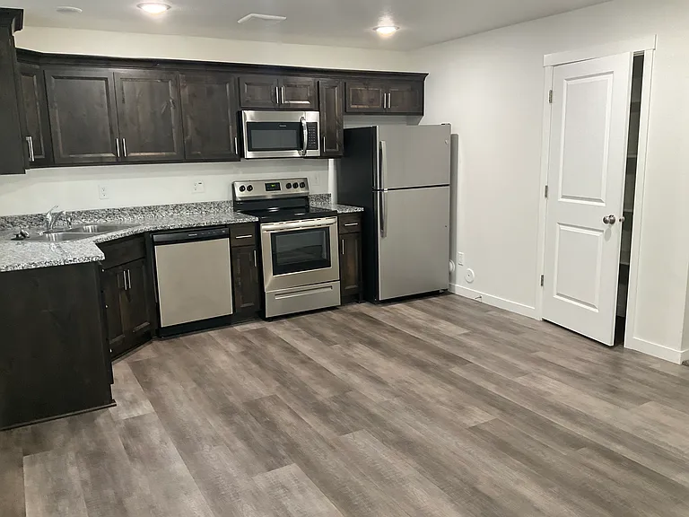 510 Trails End — Photo 6