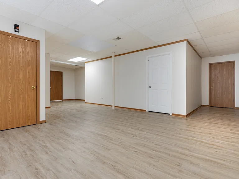 1791 Barnhill Dr — Photo 18