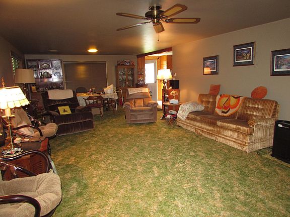 5th image of 202 W Main St