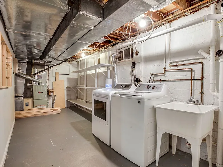 3233 Stephenson Pl NW — Photo 27