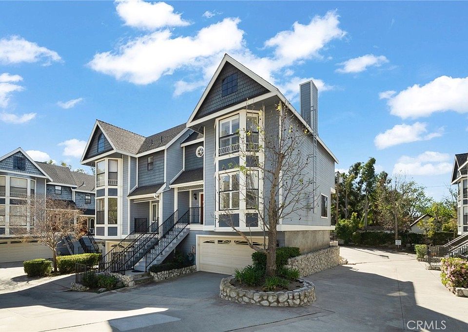 1st image of 448 Mariposa Ave