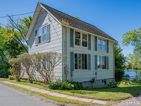 2nd image of 83 South Water Street