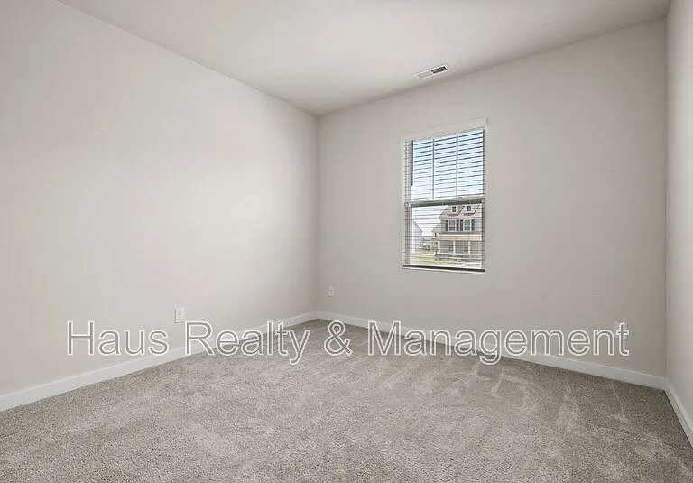 1145 Ross Farms Blvd — Photo 21