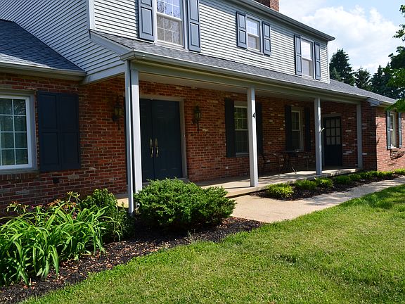 Beautiful front porch - sit and relax