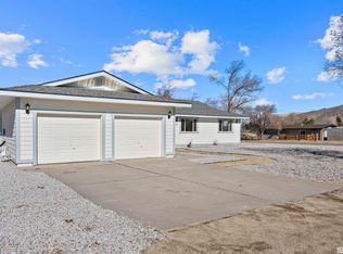 750 Koontz Ln, Carson City, NV 89701