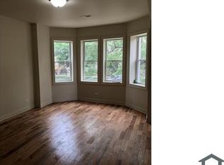 3235 W Fulton Blvd #2F, Chicago, IL 60624