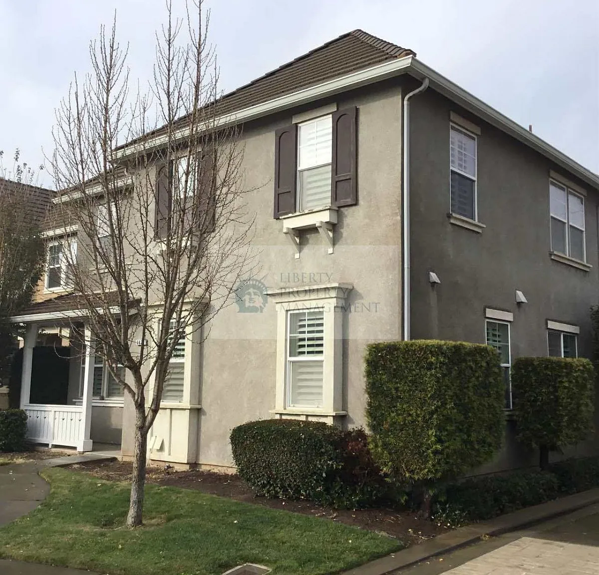 4 bed, 2165 sqft, $2,695 — Photo 1