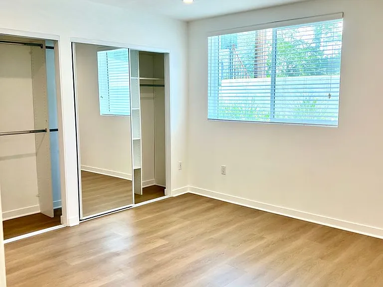 14333 Sylvan St — Photo 50