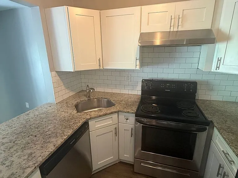 80 Ashlar Hill Ct #80 — Photo 6