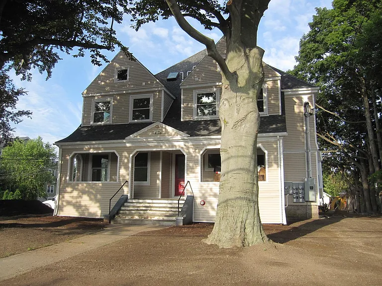 198 Union Ave #1 — Photo 2