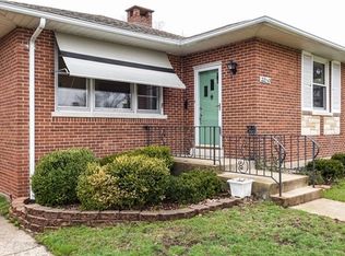 2250 Hawthorne Ave, Westchester, IL