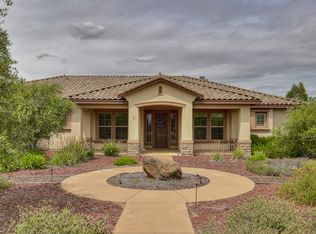 9880 Trailhead Ct, Wilton, CA 95693