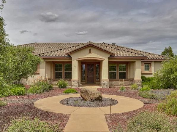 9880 Trailhead Ct, Wilton, CA 95693