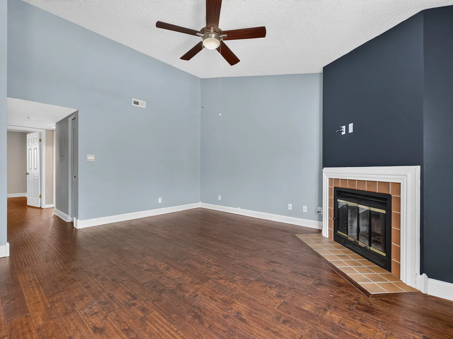 8955 Wrenwood Ln — Photo 4