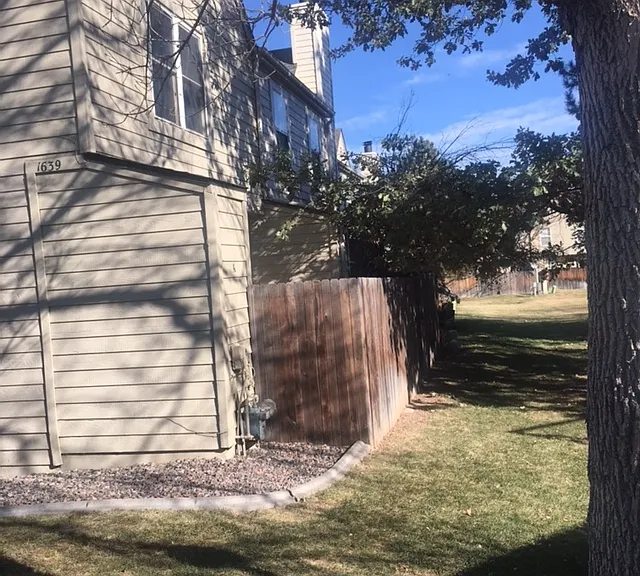 1639 S Ivory Cir #A — Photo 18