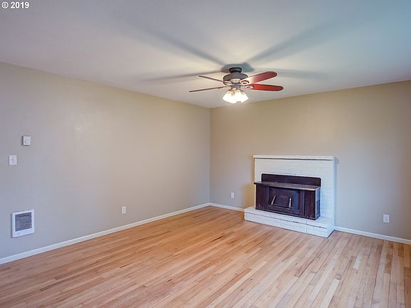 4th image of 7114 NE 94th Ave
