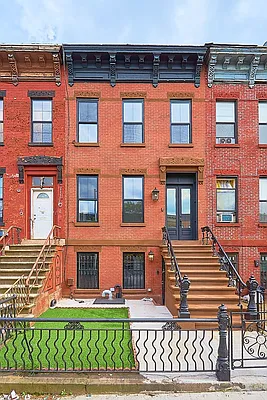 Rented by REAL New York | media 11