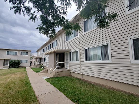 4th image of 3807 Gold St