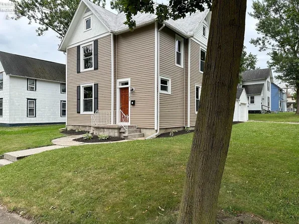 123 W Pearl St, Willard, OH 44890