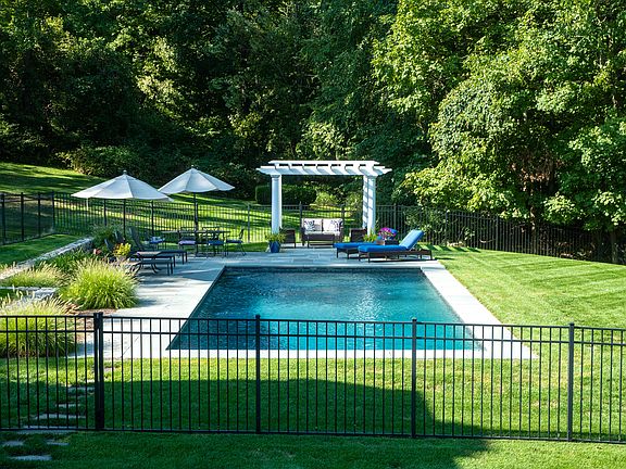 1381 Smith Ridge Road