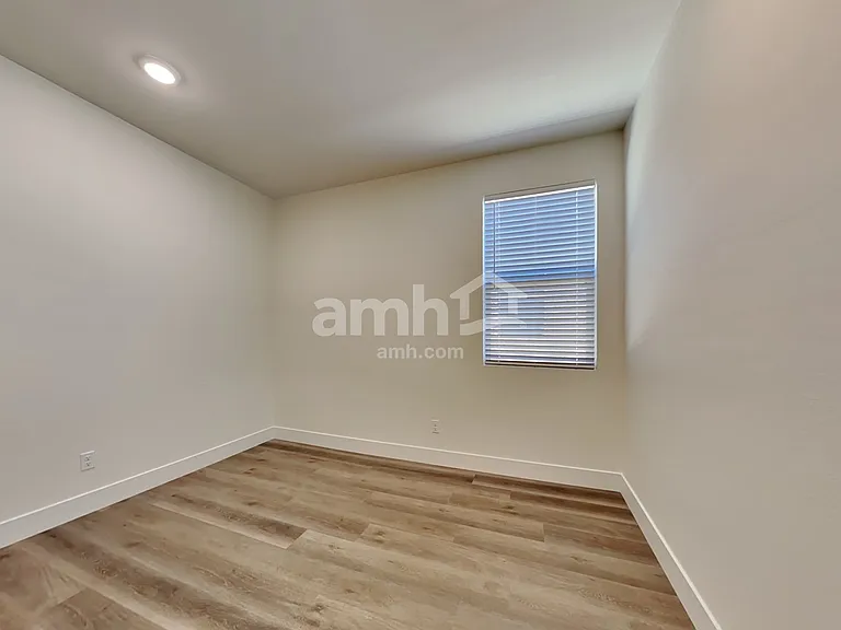 521 Silverbell Falls Pl — Photo 18