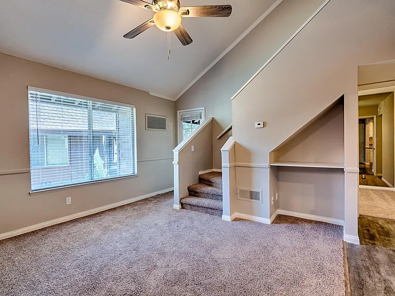 1200 S Riordan Ranch St #8 — Photo 7