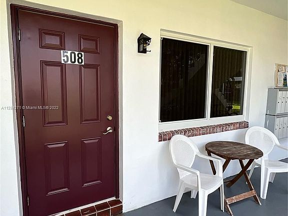 3rd image of 1150 Atlantic Shores Blvd APT 508
