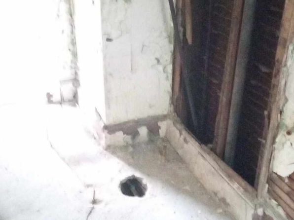 detroit-michigan-245793111 picture