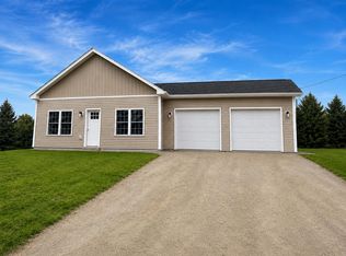 28 Jennifer Avenue, Greene, ME 04236