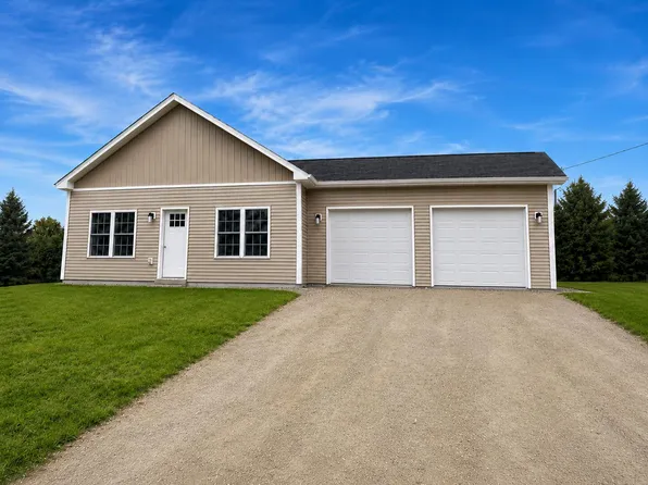 28 Jennifer Avenue, Greene, ME 04236