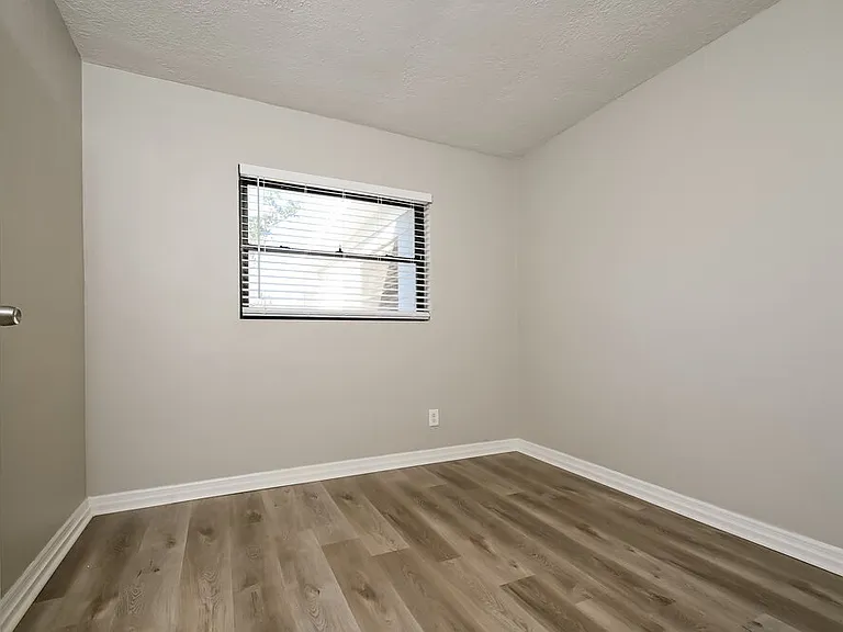 1827 Rotary Dr — Photo 13