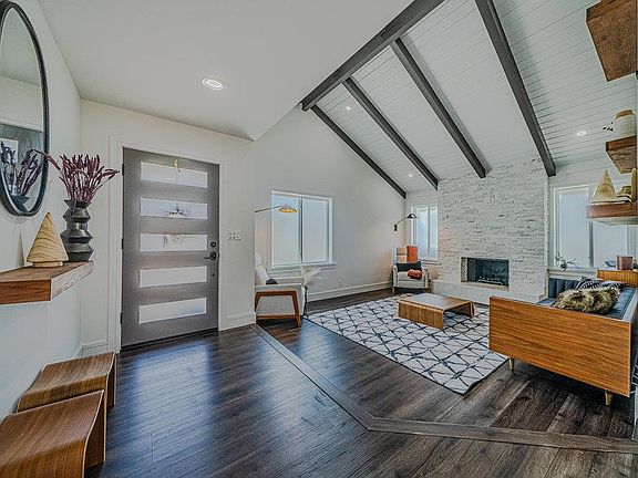 5th image of 2409 Apsis Ave