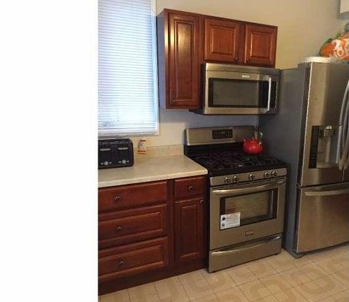 5th image of 3139 Knorr St