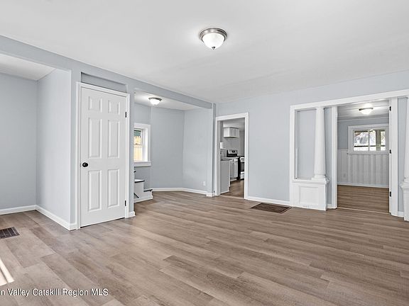 3rd image of 121 W Bridge Street